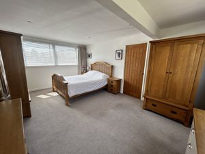 Photo 34- click for photo gallery